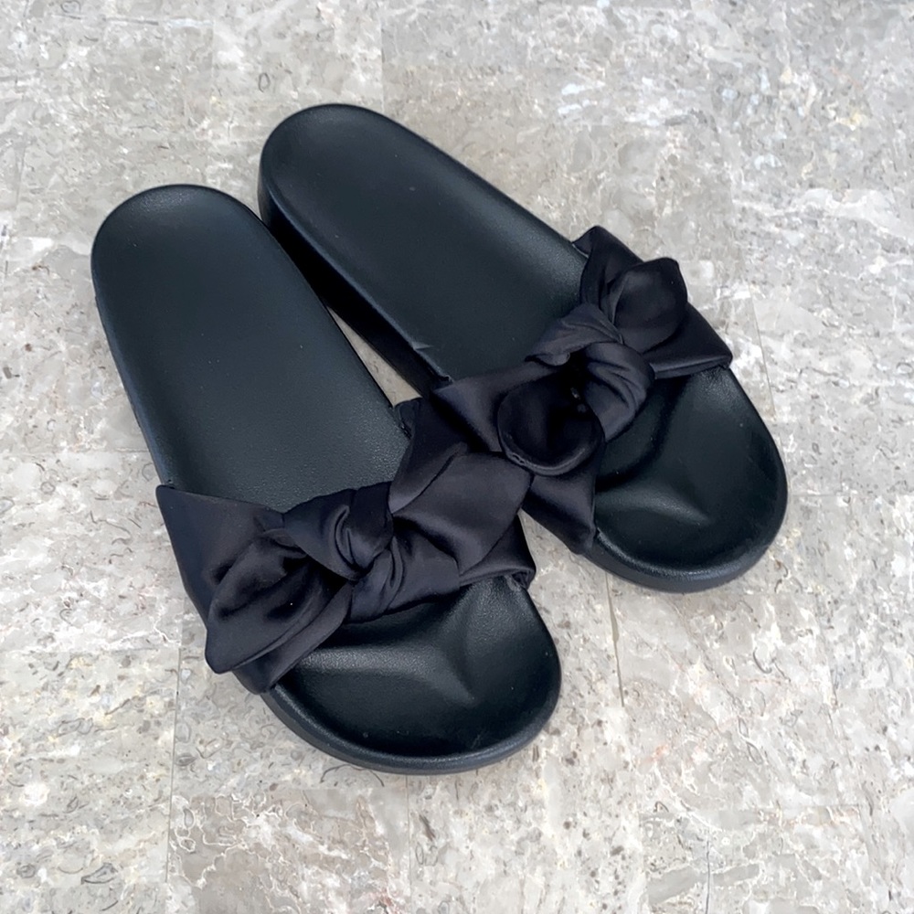 PINK Victoria’s Secret Slides